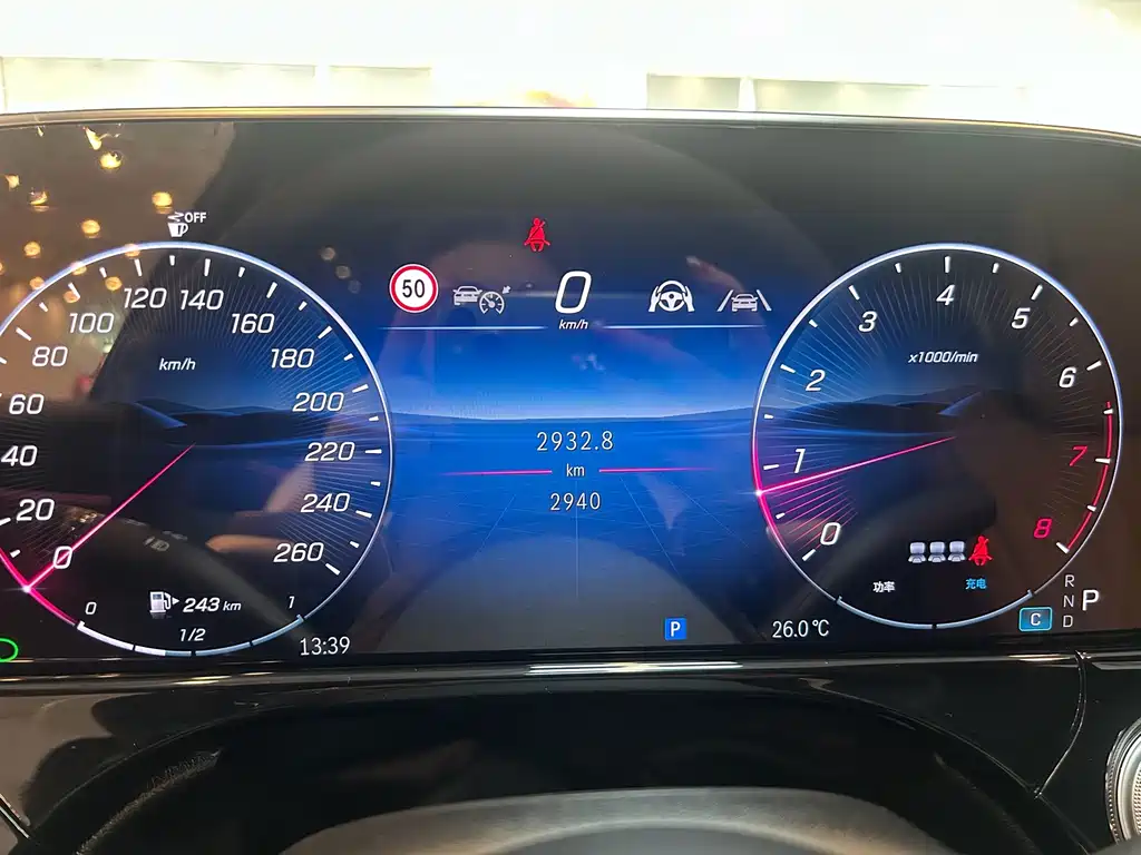 Mercedes-Benz E-Class — миниатюра 4