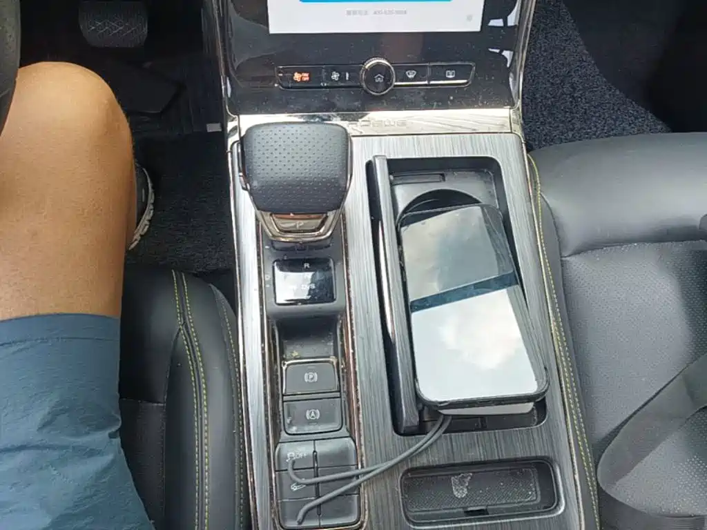 Roewe RX5 — миниатюра 14