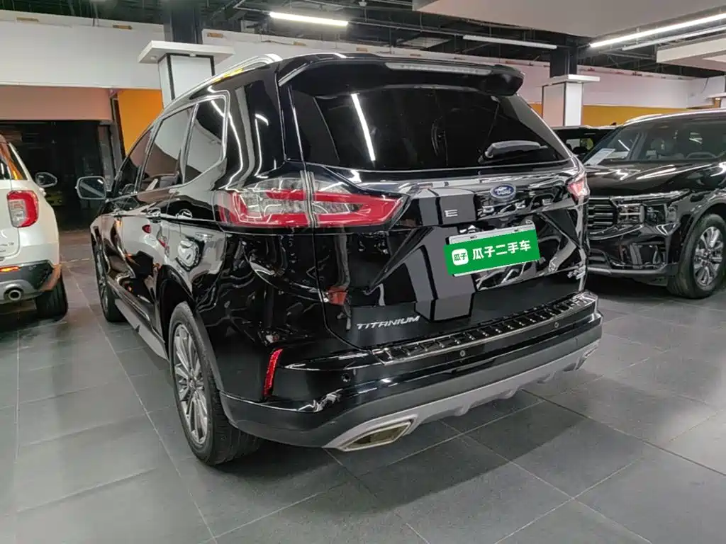 Ford Edge — миниатюра 5