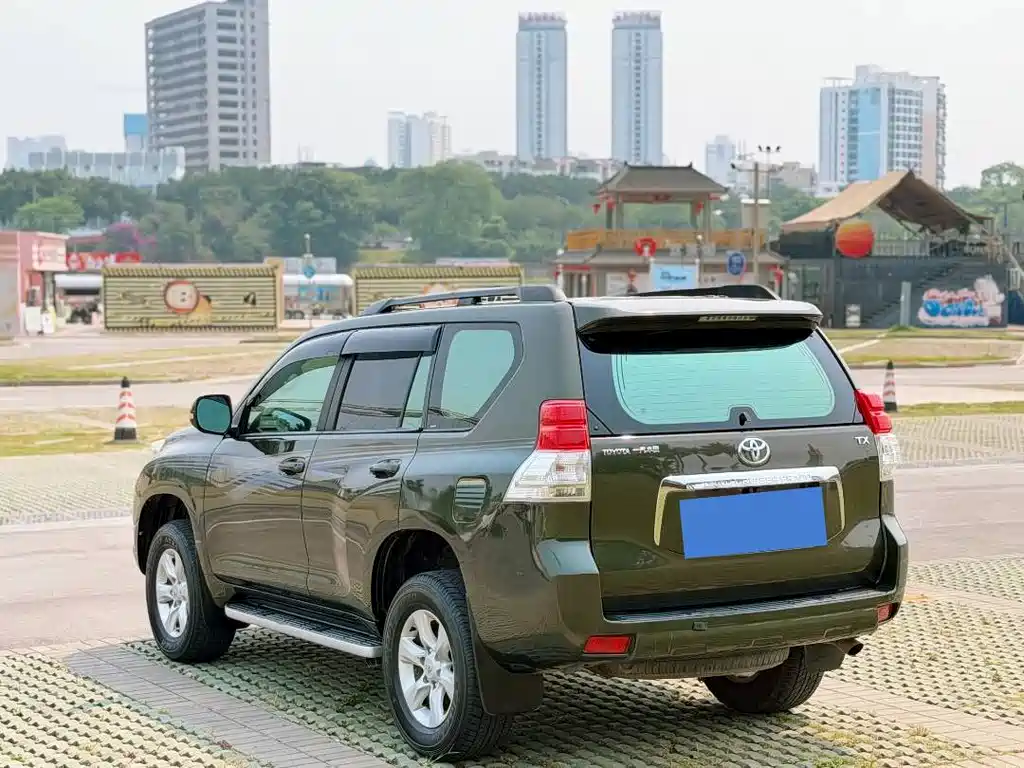 Toyota Prado — миниатюра 6