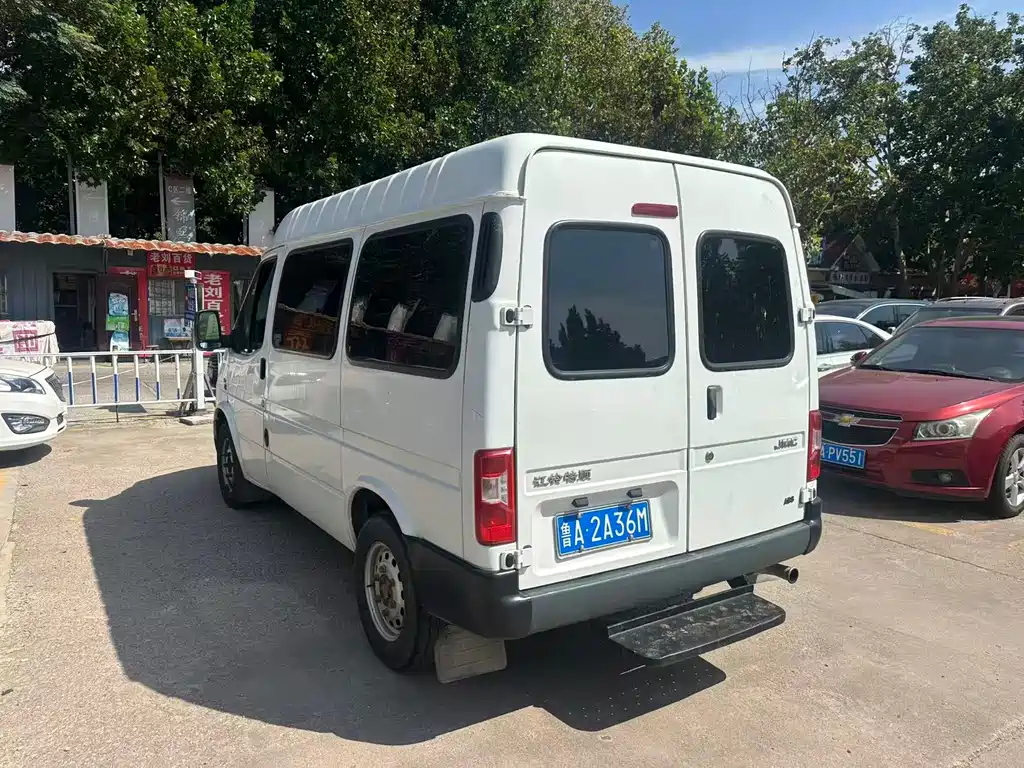 JMC Tesla — миниатюра 8