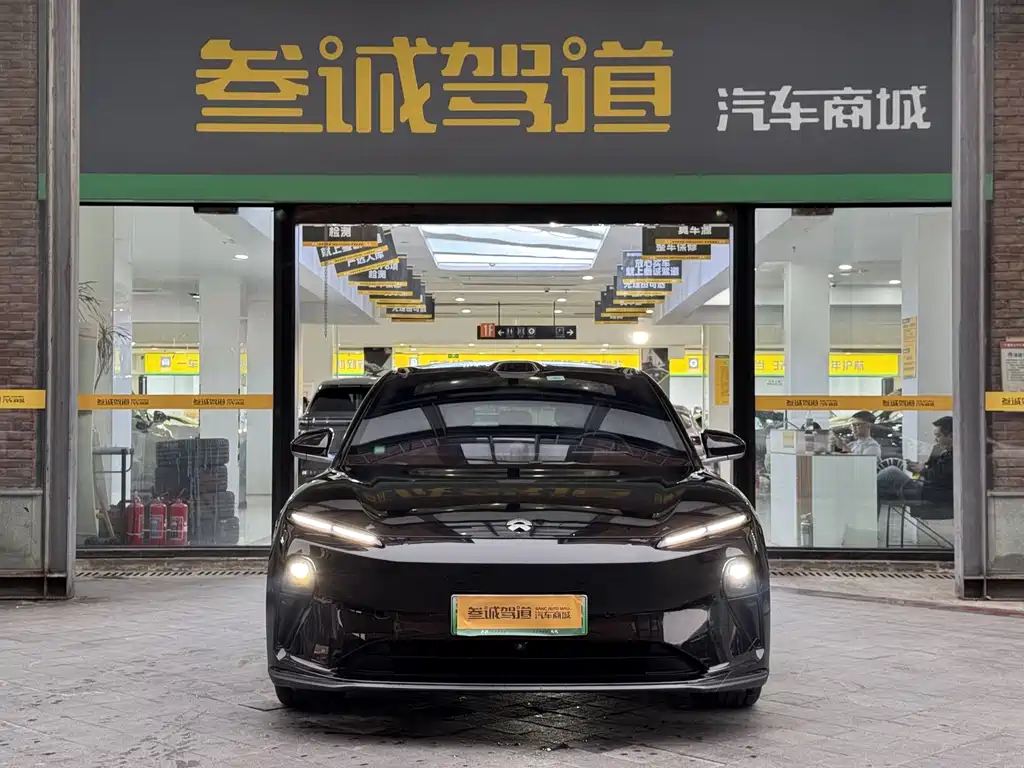 NIO ET5T — миниатюра 2
