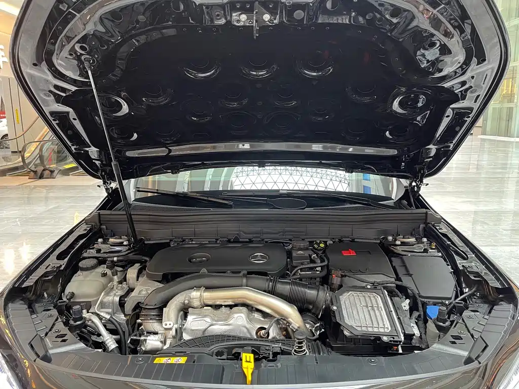 Mercedes-Benz GLB — миниатюра 14