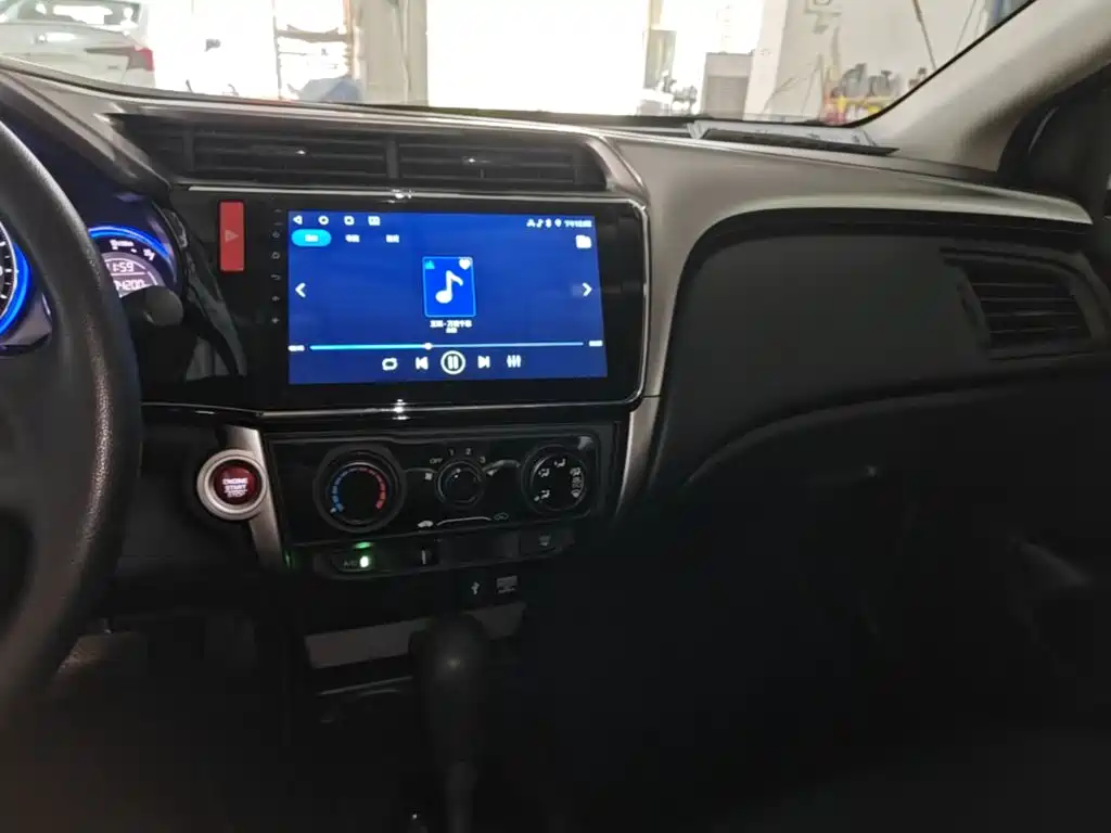 Honda City — миниатюра 10