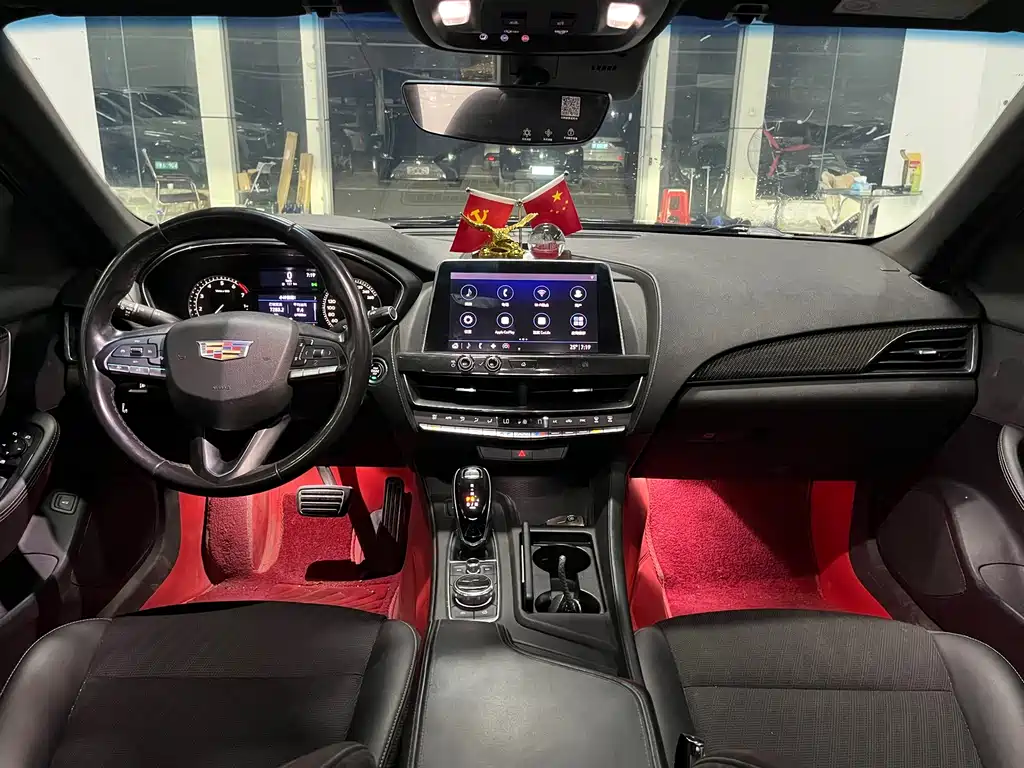 Cadillac CT5 — миниатюра 4