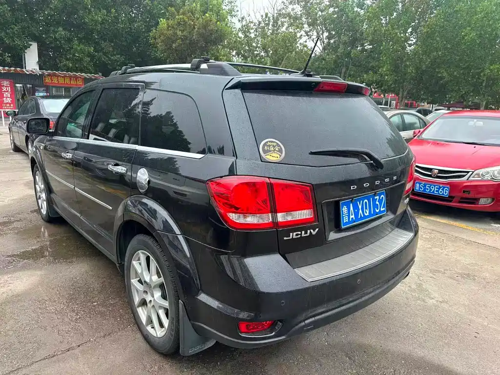 Dodge Journey — миниатюра 9
