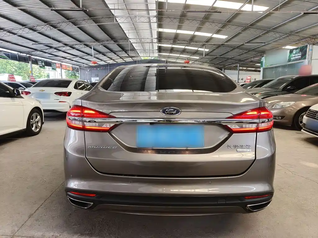 Ford Mondeo — миниатюра 6