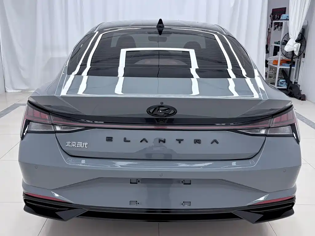 Hyundai Elantra — миниатюра 5