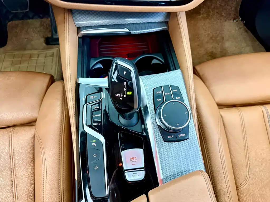 BMW 6 Series GT — миниатюра 11