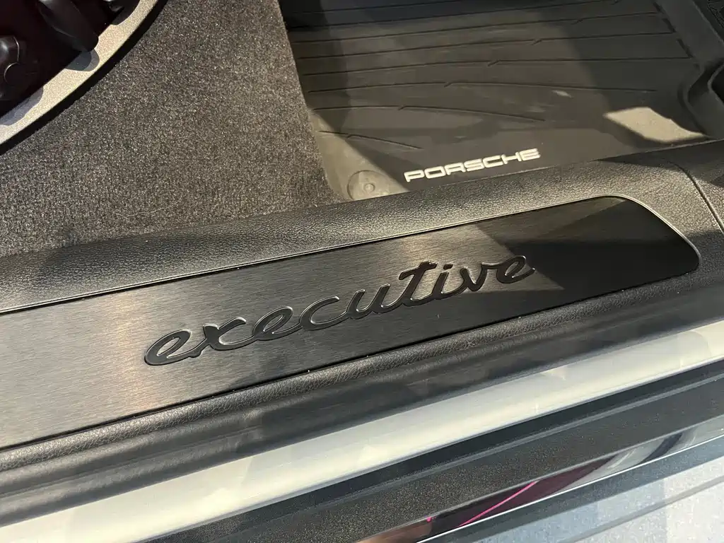 Porsche Panamera — миниатюра 12
