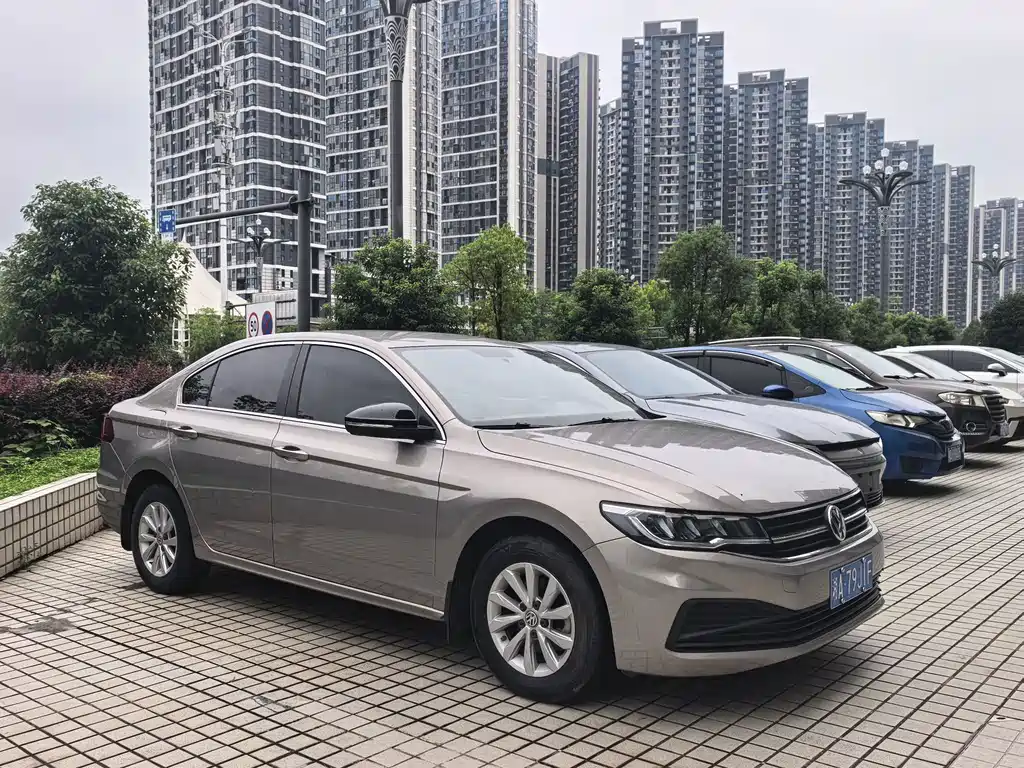 Volkswagen Bora — миниатюра 3