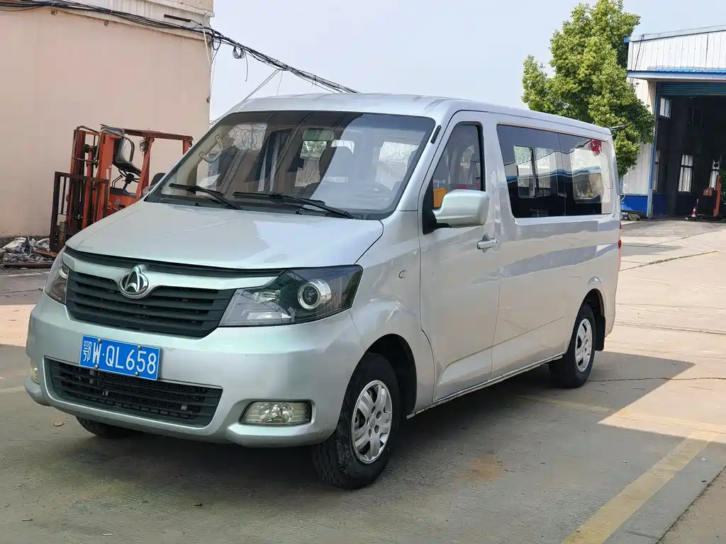 Kaicheng Ruixing M70 — миниатюра 3