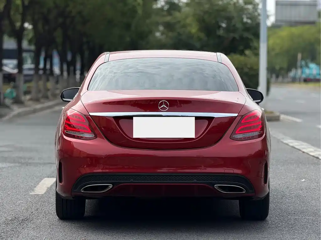 Mercedes-Benz C-Class — миниатюра 3