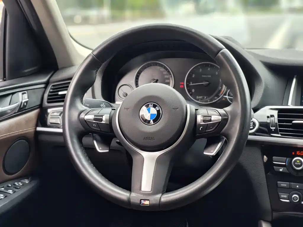 BMW X4 — миниатюра 20