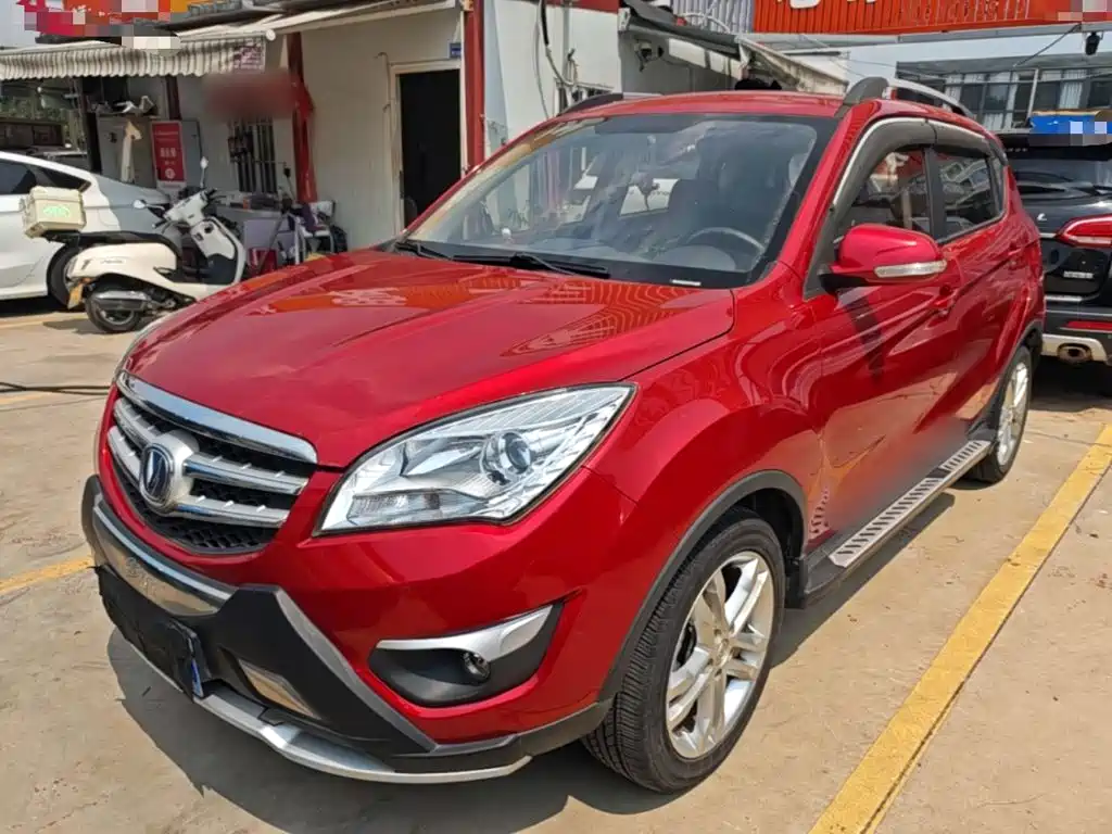 Changan CS35 — миниатюра 2