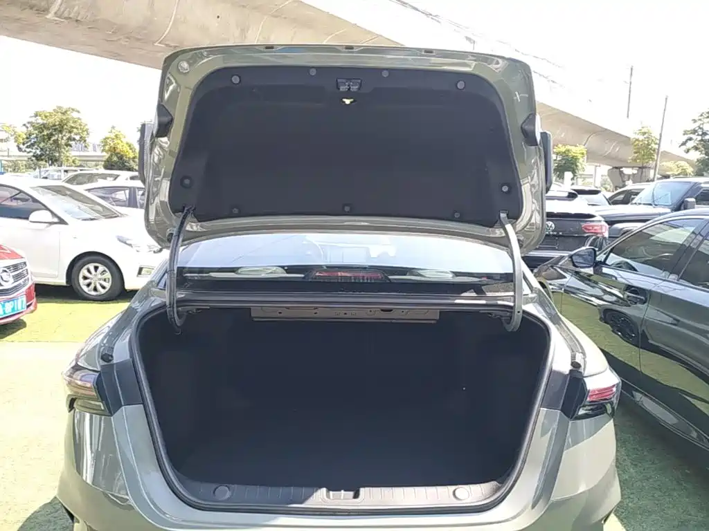 Geely Binrui — миниатюра 19