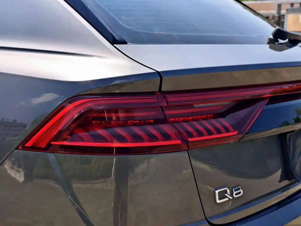 Audi Q8 2019 45 TFSI Luxury