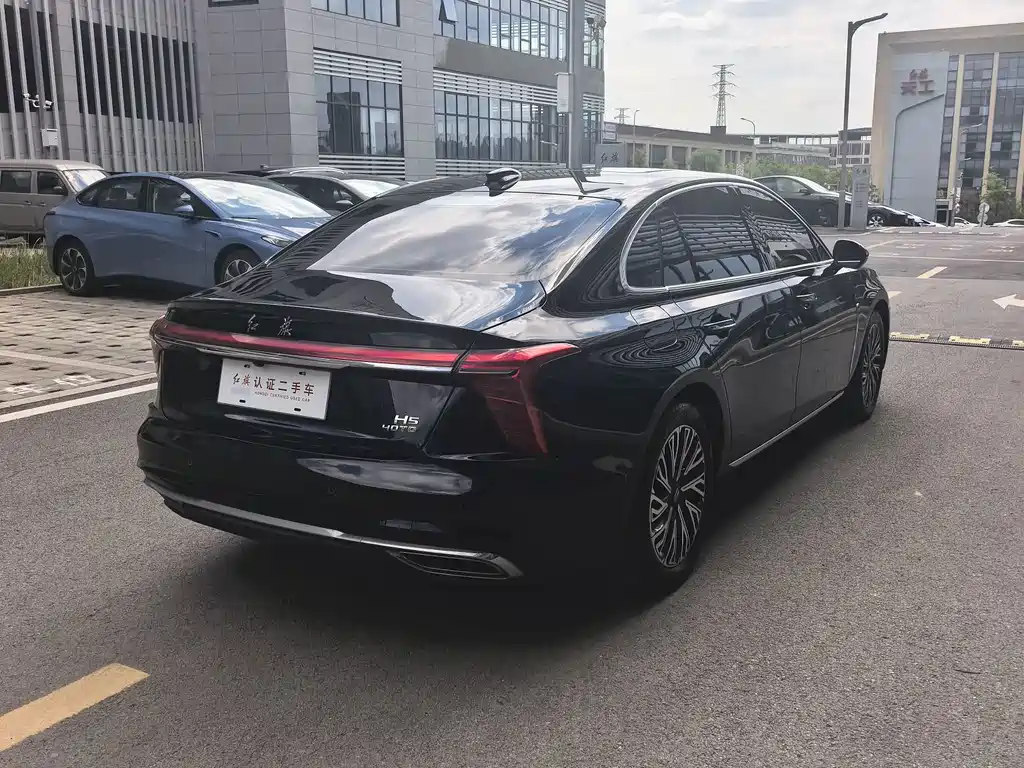 Hongqi Hongqi H5 — миниатюра 13