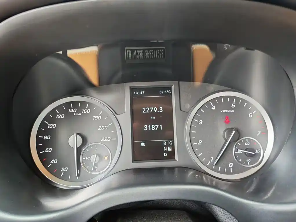 Mercedes-Benz Vito — миниатюра 11