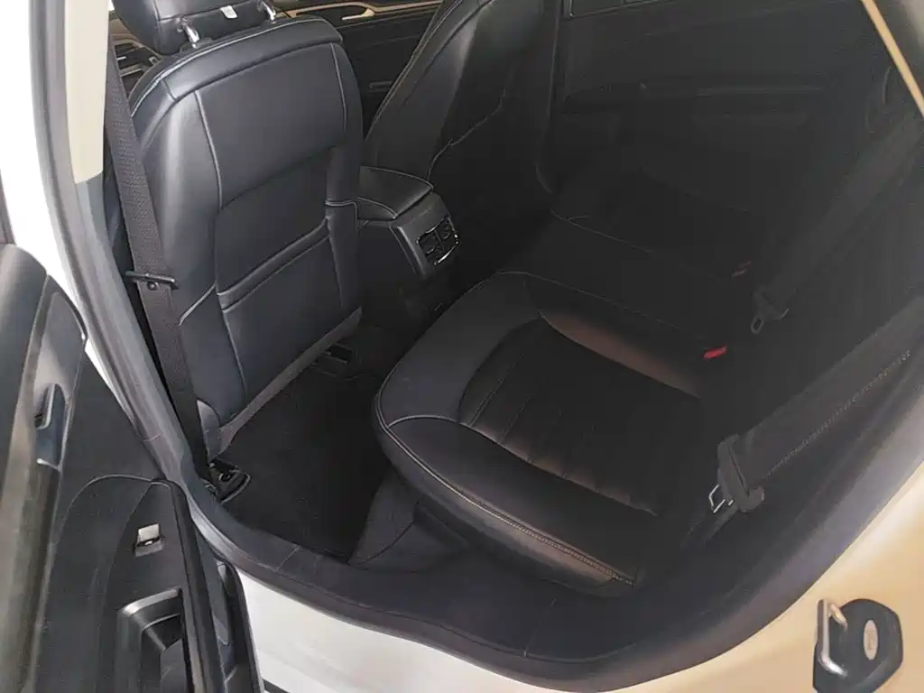 Ford Mondeo — миниатюра 17