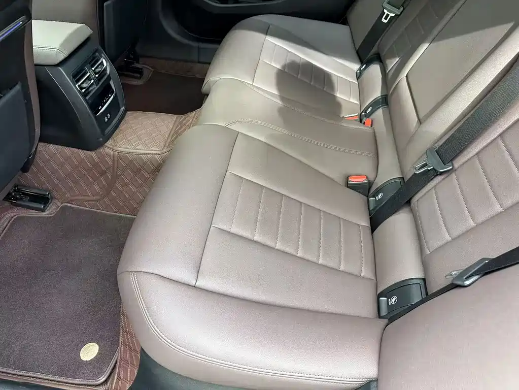 BMW 3 Series — миниатюра 16