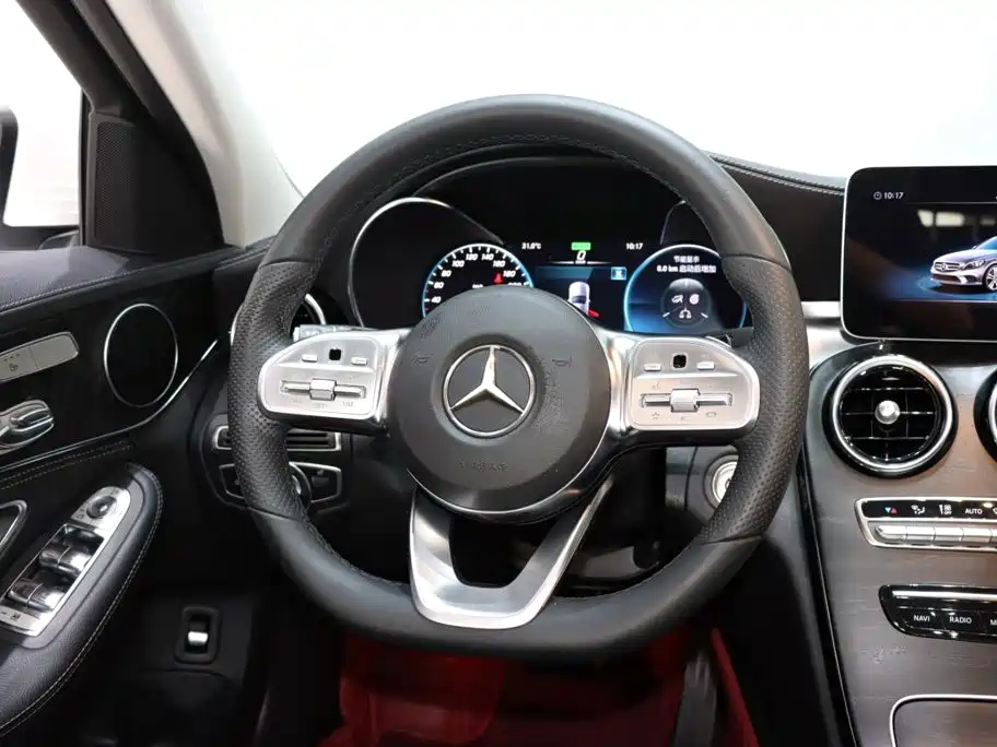 Mercedes-Benz C-Class — миниатюра 13