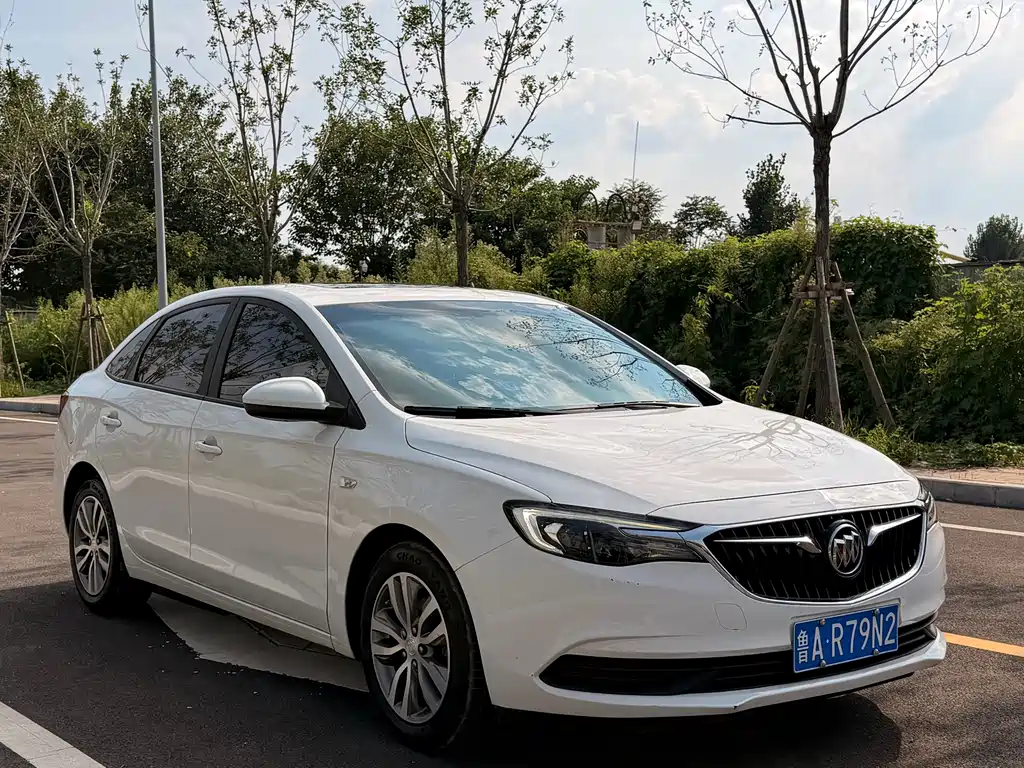 Buick Excelle — миниатюра 3