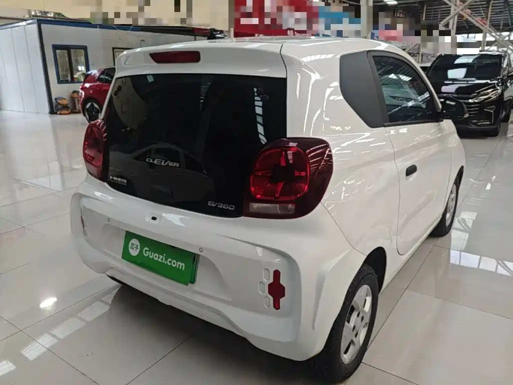 Roewe Clever — миниатюра 7