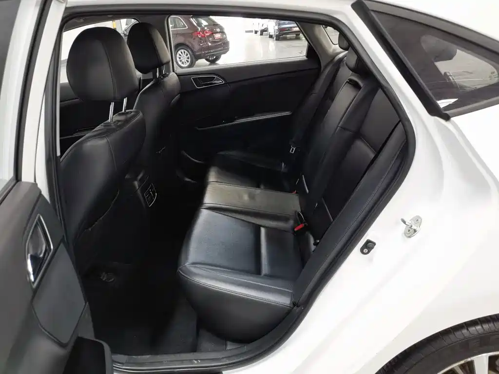 Hyundai Mistra — миниатюра 15
