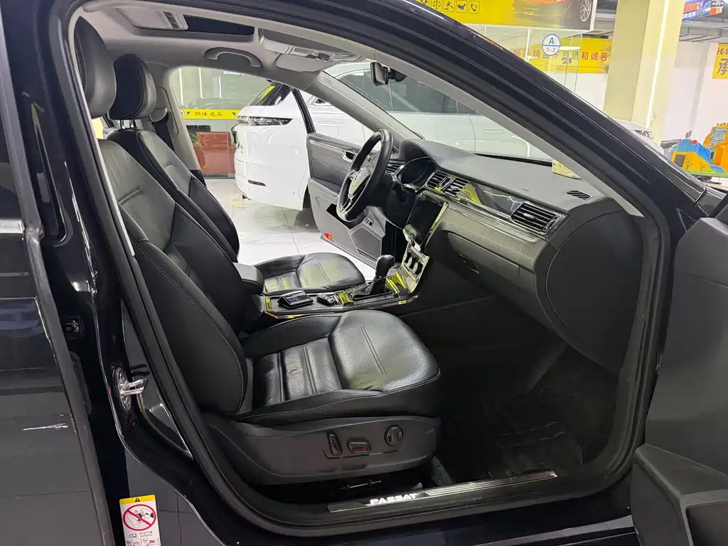 Volkswagen Passat — миниатюра 10