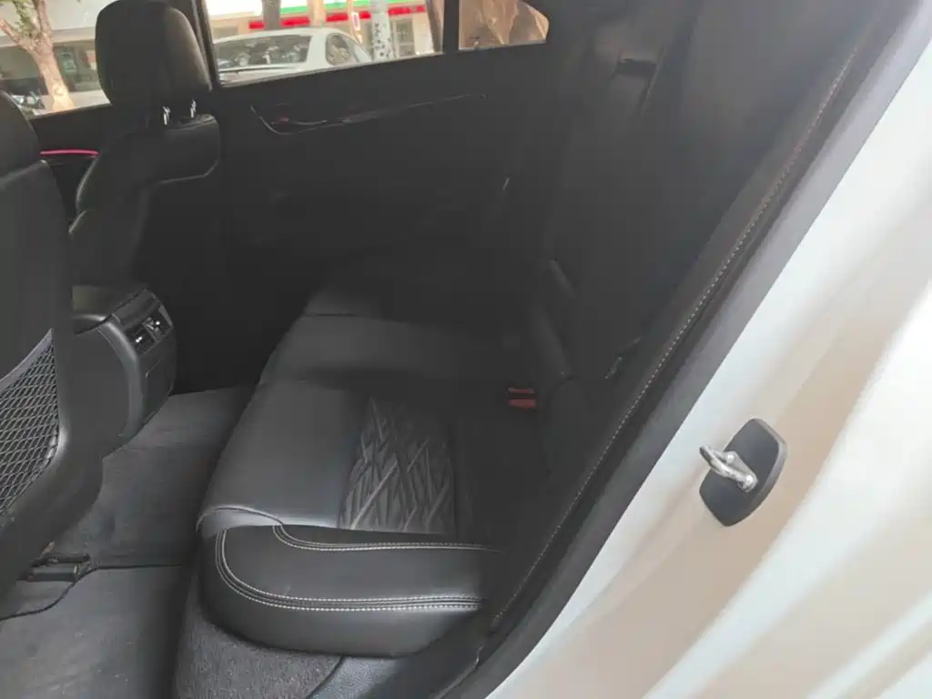 Cadillac ATS-L — миниатюра 17