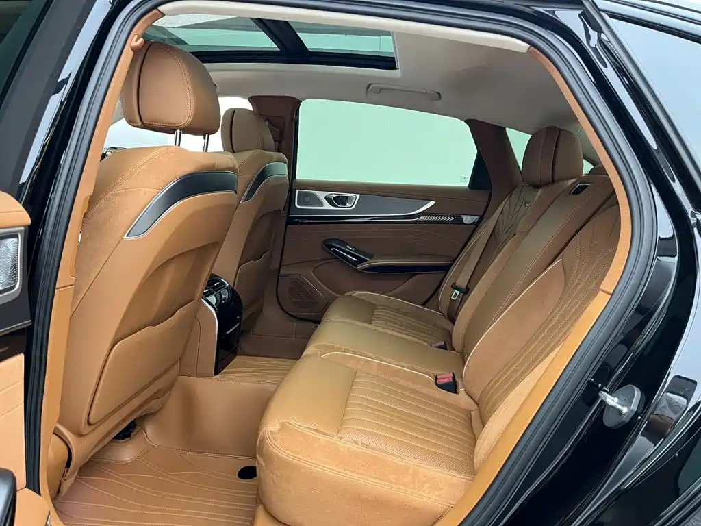 Hongqi Hongqi H9 — миниатюра 11