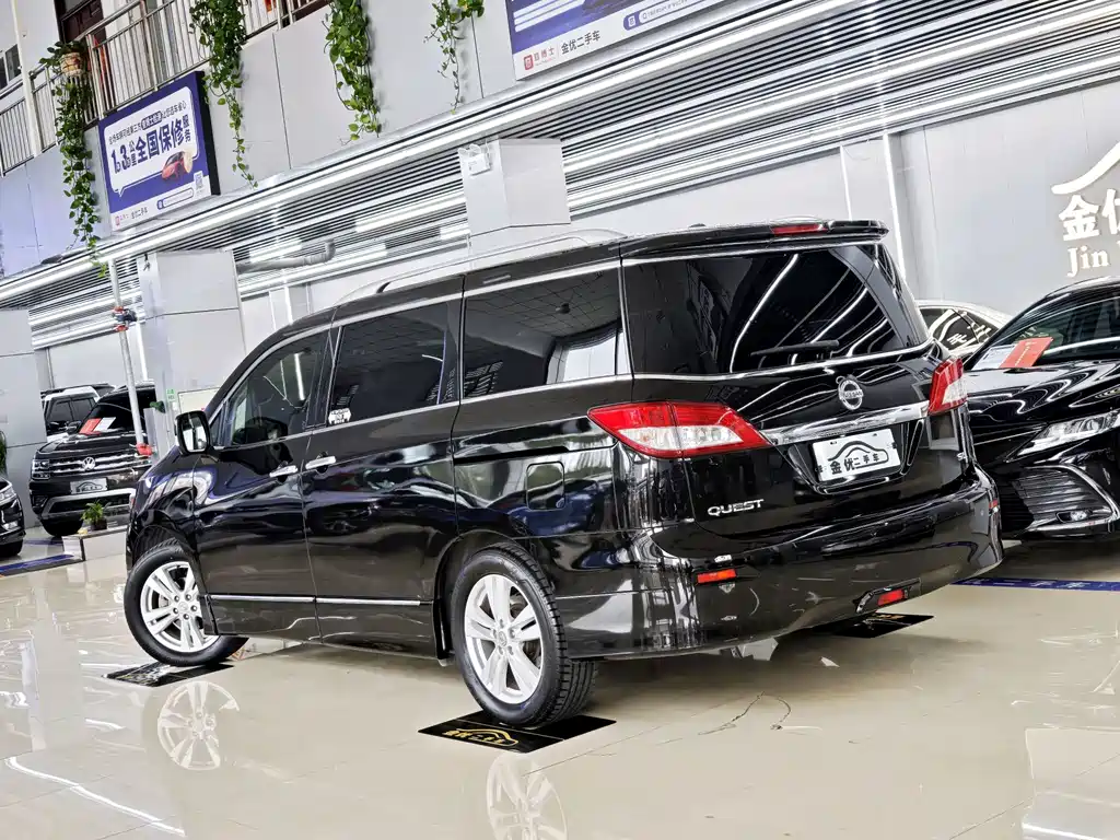 Nissan Quest — миниатюра 3