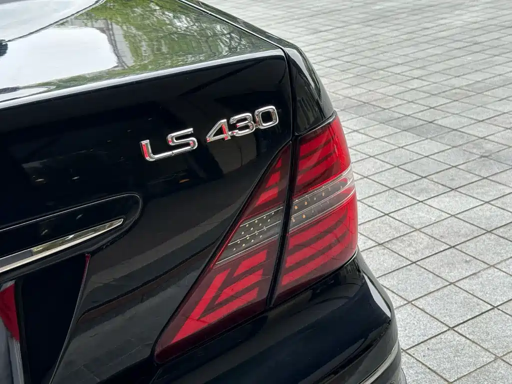 Lexus LS 2005 430