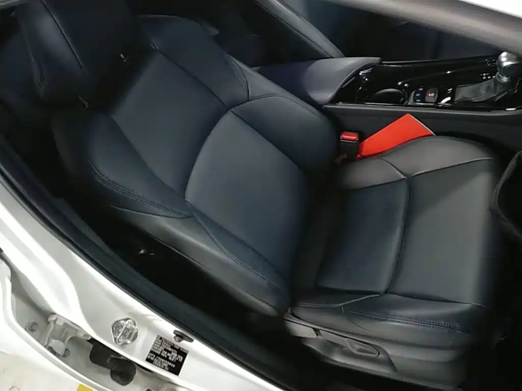 Toyota C-HR — миниатюра 25