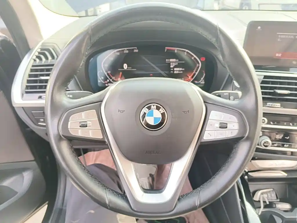 BMW X3 — миниатюра 11