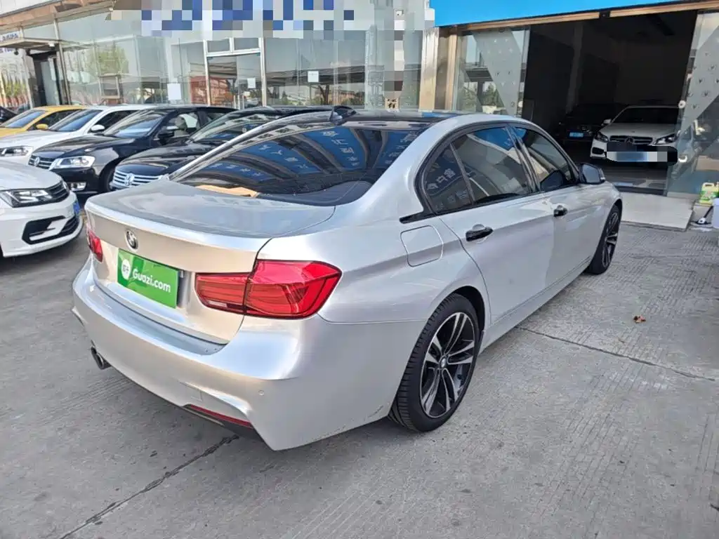 BMW 3 Series — миниатюра 7