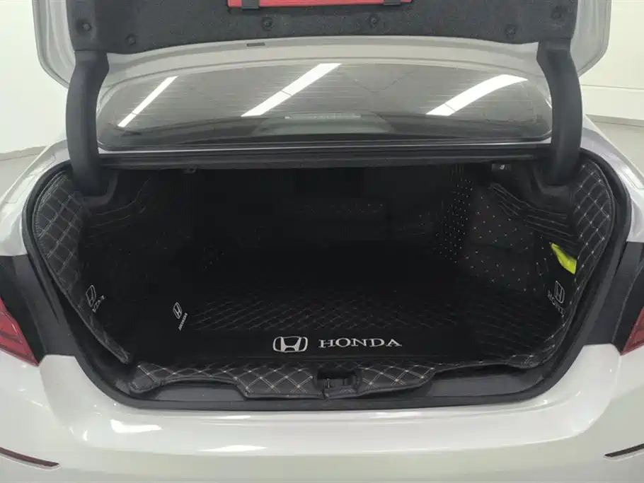 Honda Inspire 2022 260TURBO
