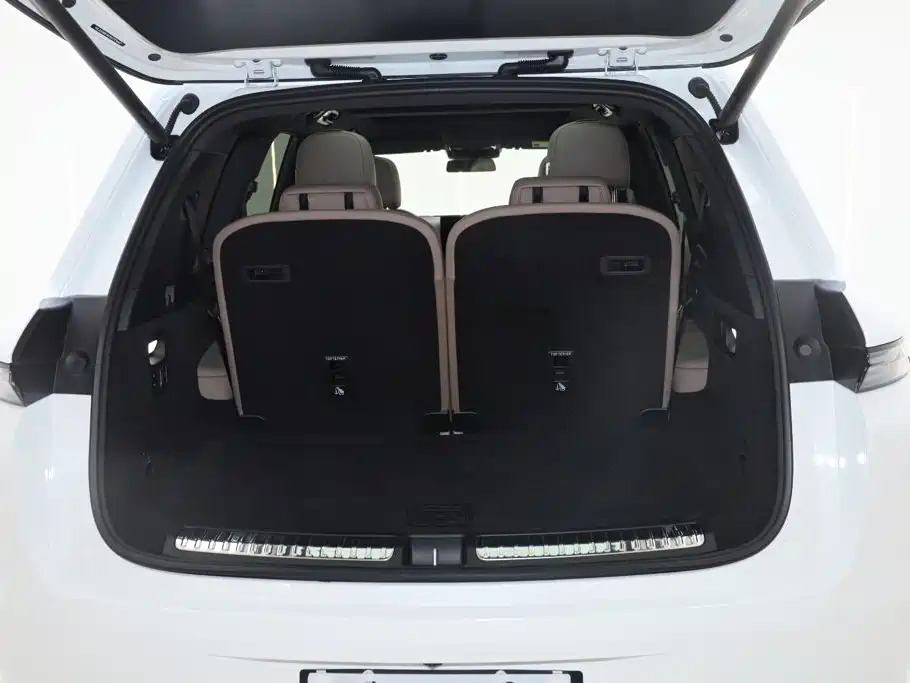 Li Auto Li L8 — миниатюра 3
