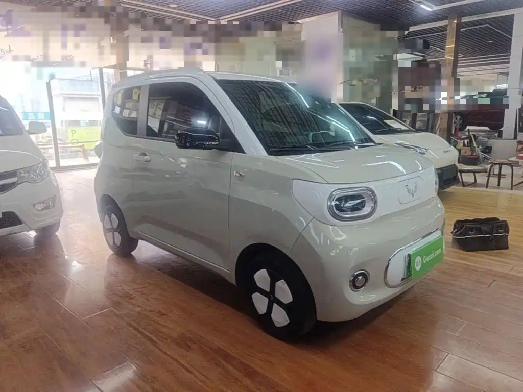 Wuling MINIEV — миниатюра 4