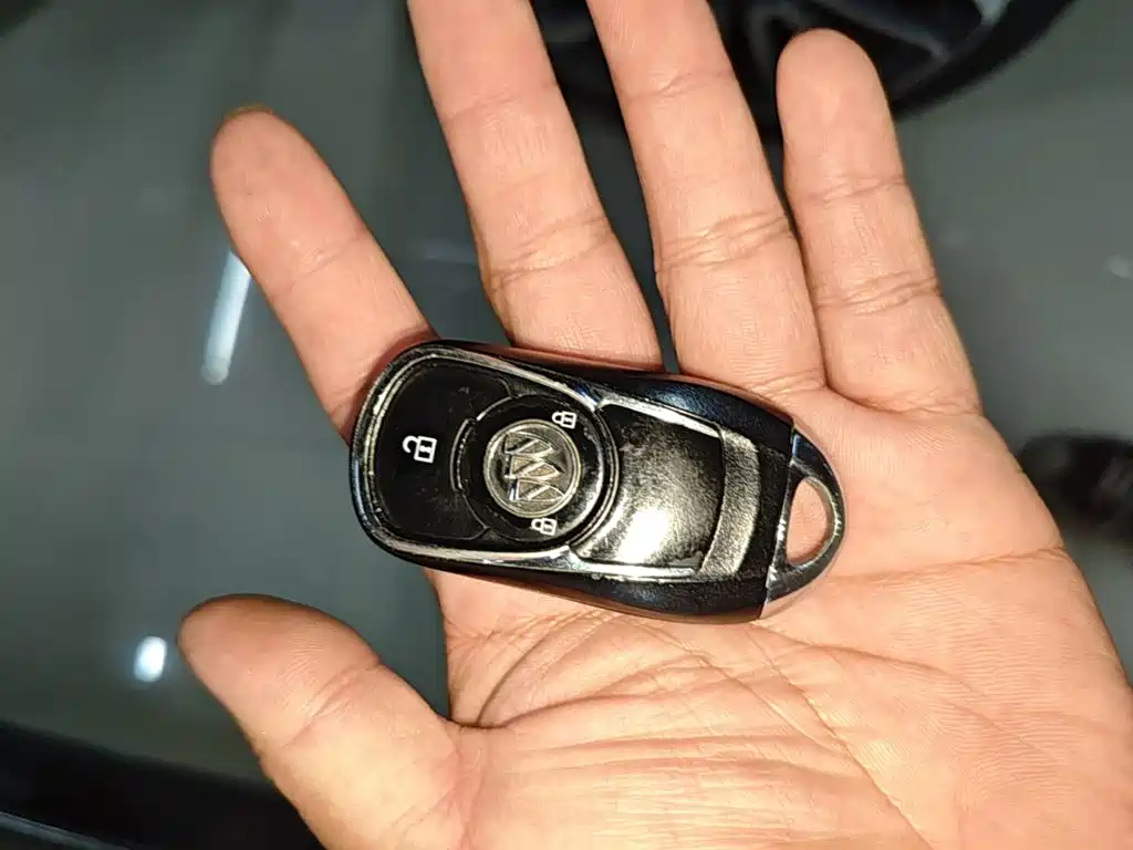 Buick Envision Plus — миниатюра 9