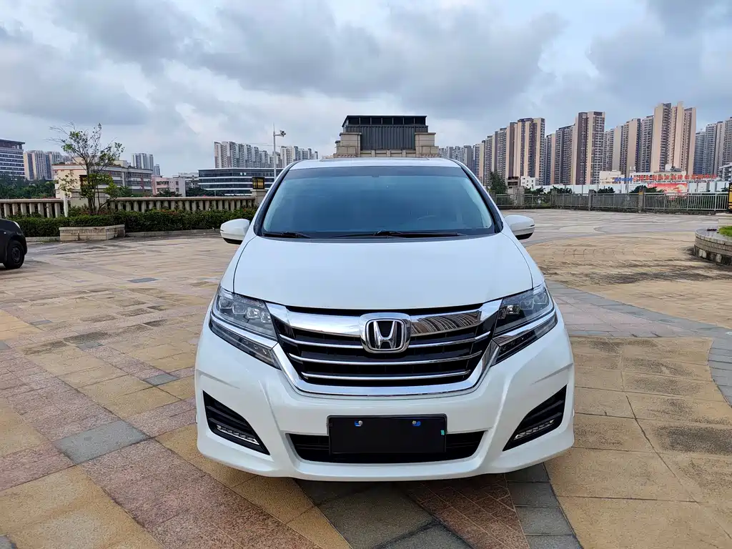 Honda Elysion — миниатюра 2