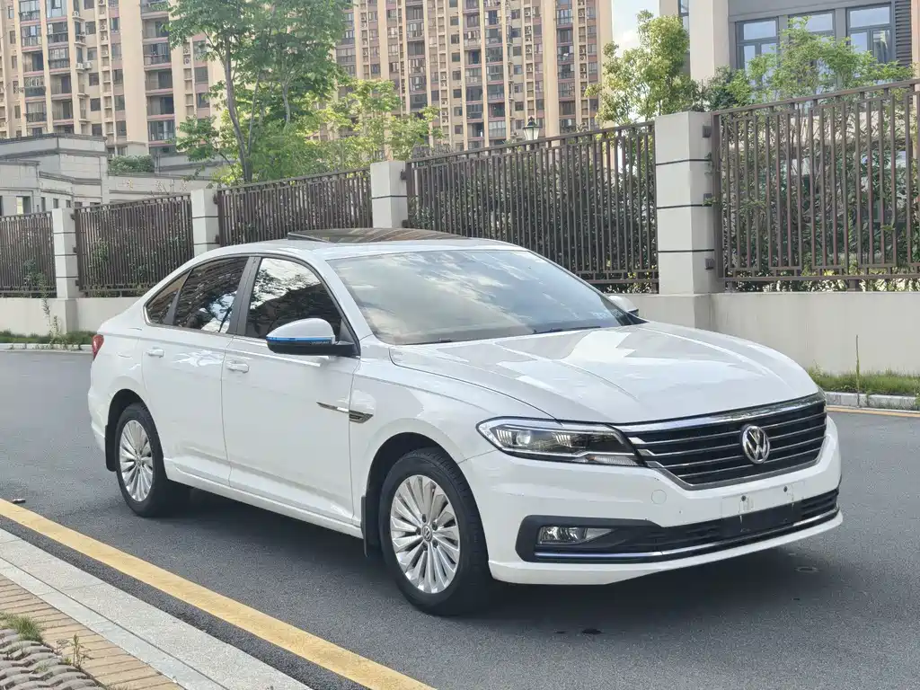 Volkswagen Lavida — миниатюра 3