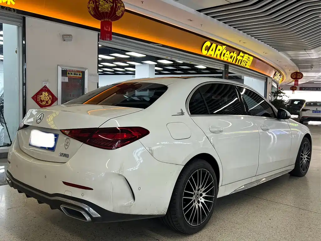 Mercedes-Benz C-Class — миниатюра 9