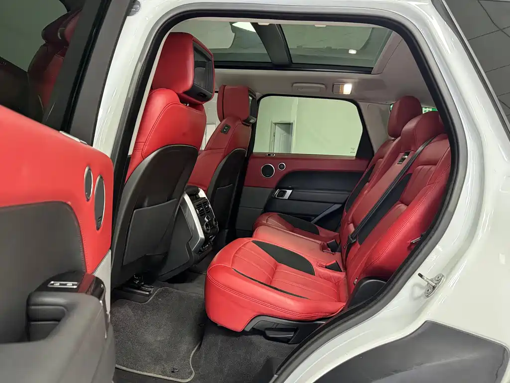 Land Rover Sport — миниатюра 6