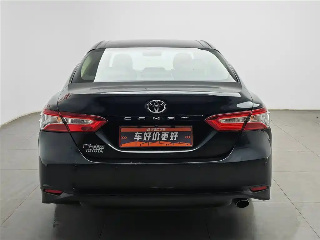 Toyota Camry 2018 2.0E Elite