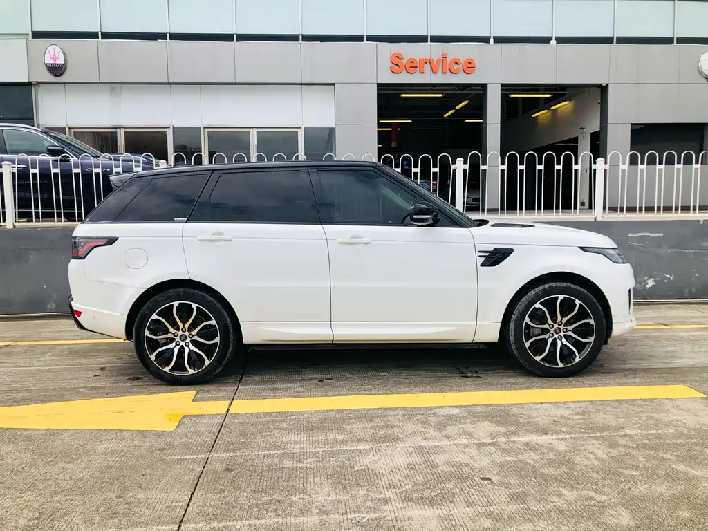 Land Rover Sport — миниатюра 7