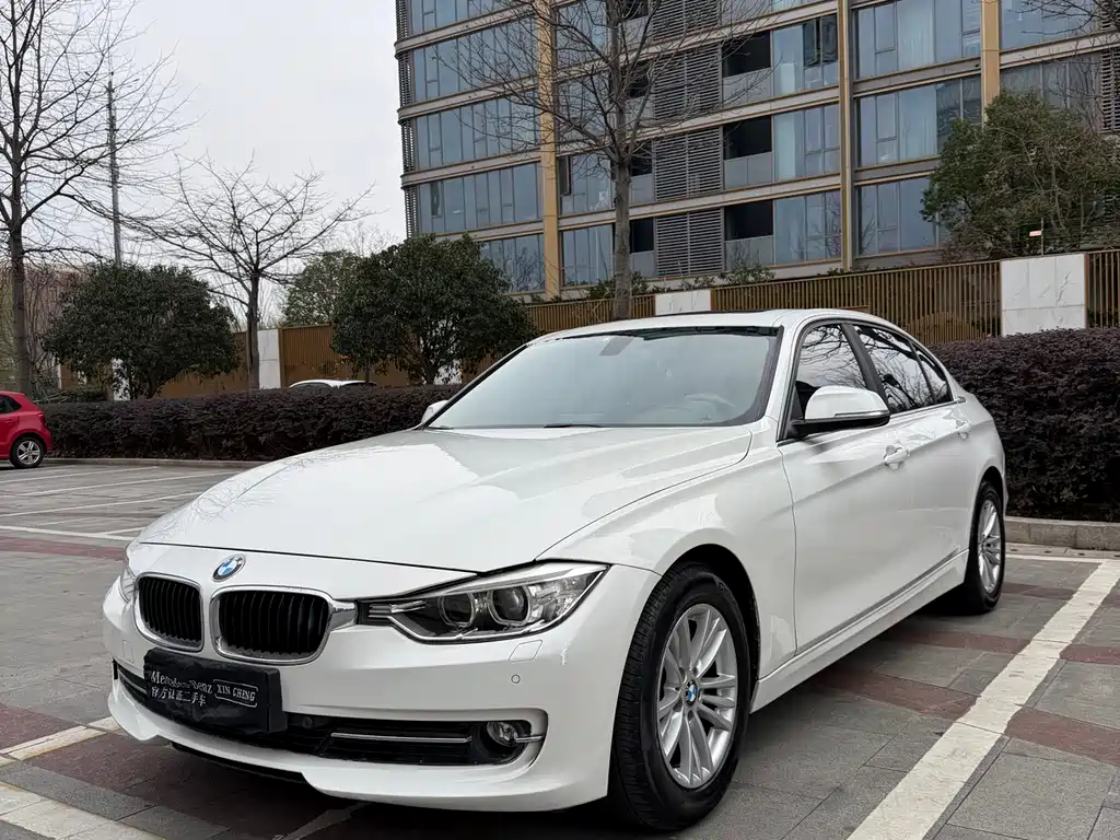 BMW 3 Series 2015