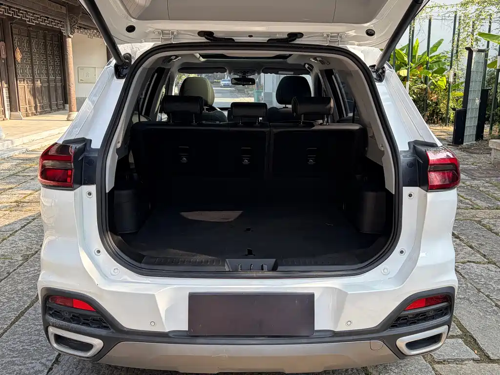 Chery Tiggo 8 — миниатюра 8