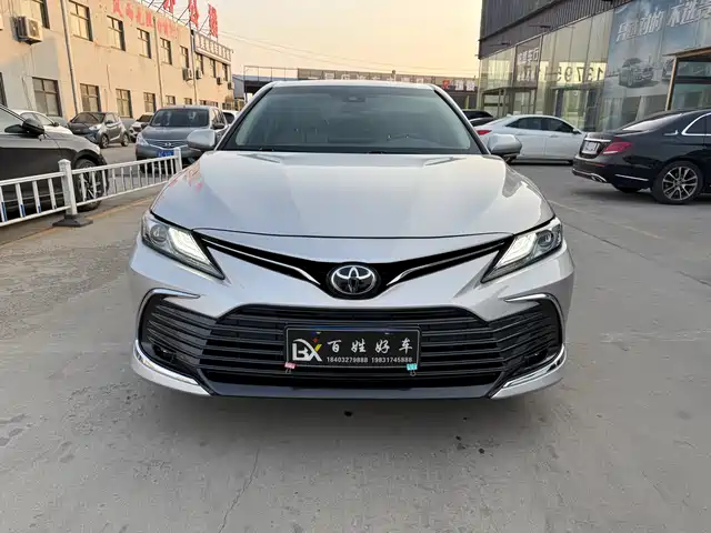 TOYOTA CAMRY 2021